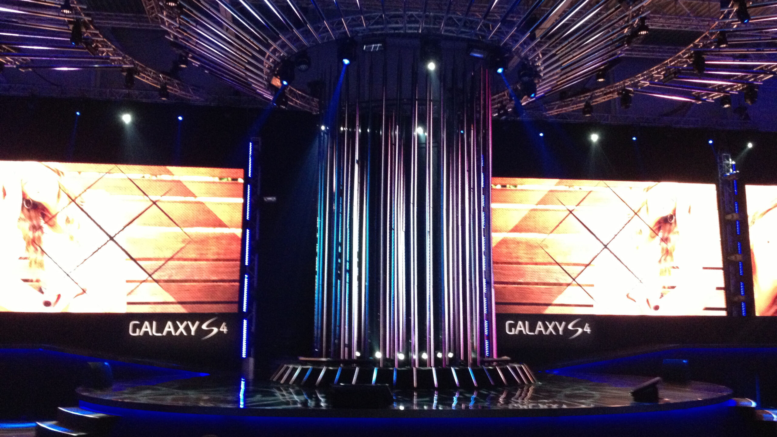 galaxys4-1